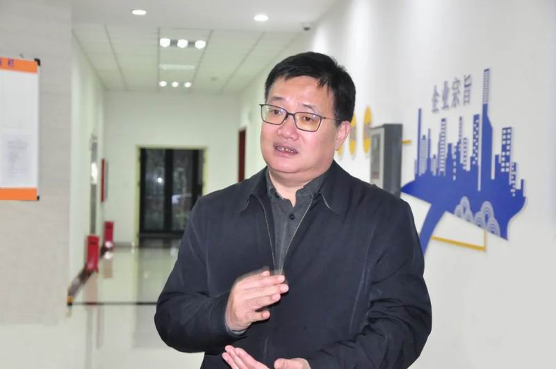 1641458336106635.jpg 640.webp (10).jpg