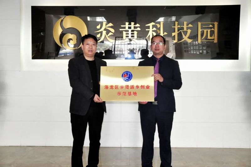 1642821229232847.jpg 640.webp (1).jpg