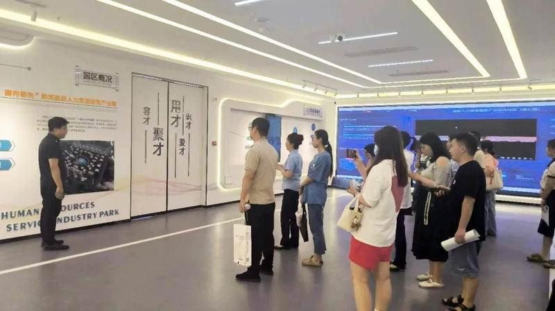 1723618920429973.jpg 640_wx_fmt=jpeg&from=appmsg&tp=webp&wxfrom=5&wx_lazy=1&wx_co=1.jpg